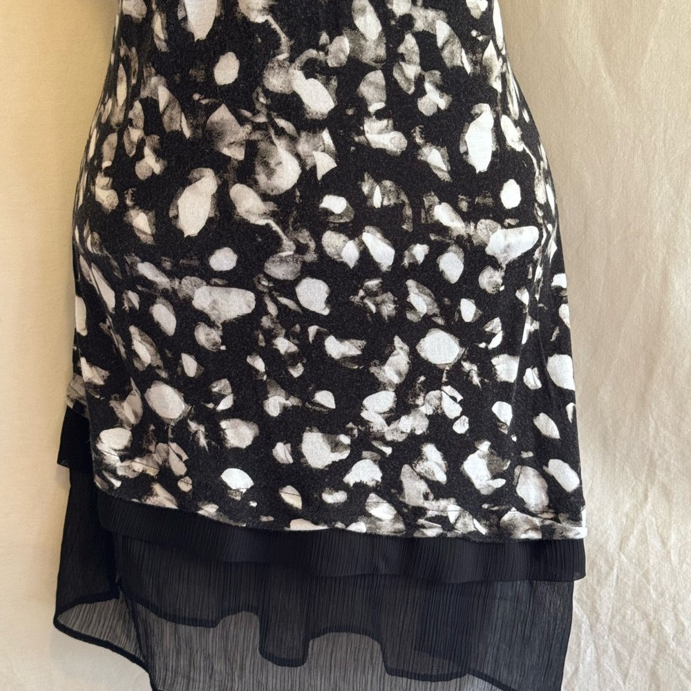 E-141 Simply Vera Vera Wang Black White & Gray Sleeveless Summer Blouse Size S - Picture 2 of 14